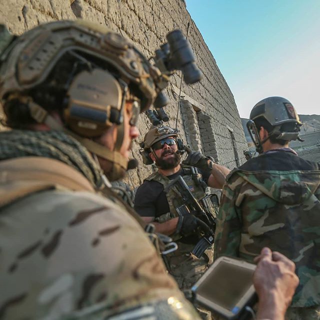 DXLSolutions's tweet photo. Do you see this tactical gear from the 10th SFG members in Afghanistan?🏴 DXL helps manufacturers of military &amp; law enforcement gear reach the international market with a turn key defense export logistics program. Contact us to learn more. https://t.co/yAJ8VcSDQc