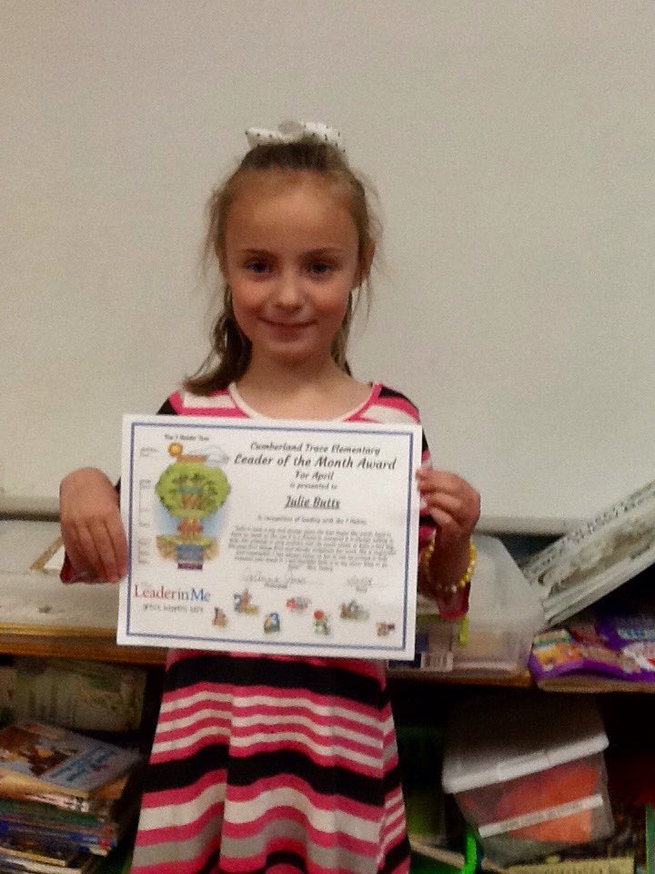 DebbieEmbry's tweet image. Congratulations to Julie who is our Leader of the Month!  🎉🎉. I am proud of her!