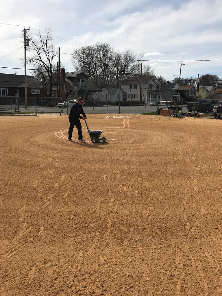 Me. G helping set up for modified softballs first game. <a href="/CoachCarofano/">Michael Carofano</a> <a href="/BCSDBulldogs/">Beacon Athletics</a> <a href="/BCSDSoftball/">Beacon Softball</a>
