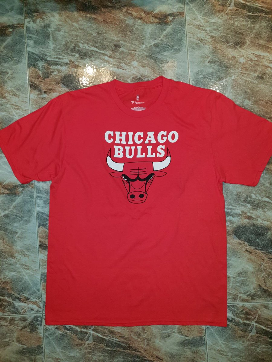 ClubMitjanit's tweet photo. 🔥SORTEIG🔥 Samarreta Chicago Bulls arribada directament de la botiga oficial NBA de New York!

Per PARTICIPAR:

👉 Segueix @clubmitjanit
👉 Segueix @demas6basket
👉 RT al tuit

Molta sort a tots! Anunciarem el guanyador el dilluns 30! https://t.co/Z5A5lEgjKm