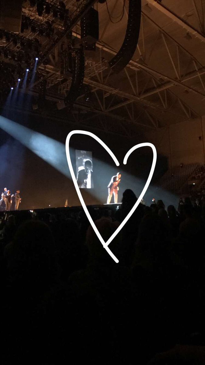candyaidancane's tweet photo. @samsmithworld one of the best concerts I’ve ever attended to☄️ no joke #TheThrillOfItAllWorldTour https://t.co/cuV8Iq4shB
