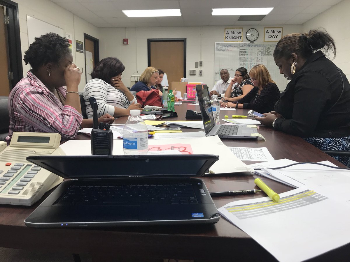 achsknights's tweet photo. Collaboration at its best. Discussing scholar’s graduation track.  A lot of positive energy. https://t.co/MYQ9fcKyCv
