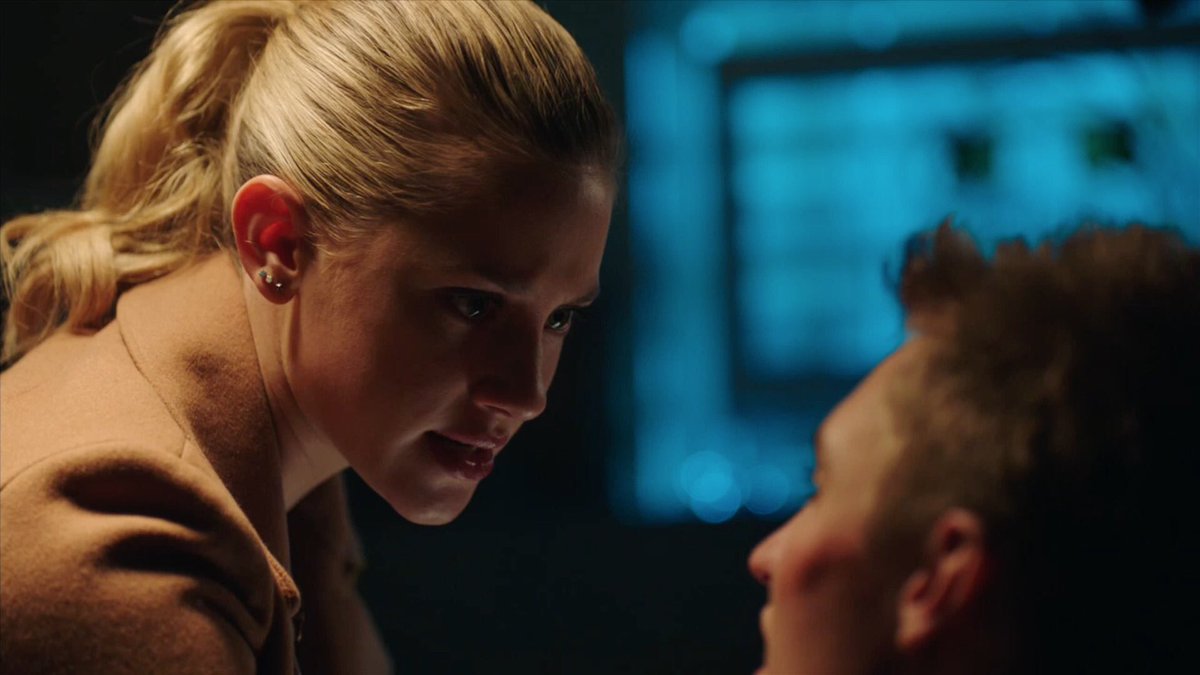 Is Betty the good cop or the bad cop? 👀 find out tomorrow night. This