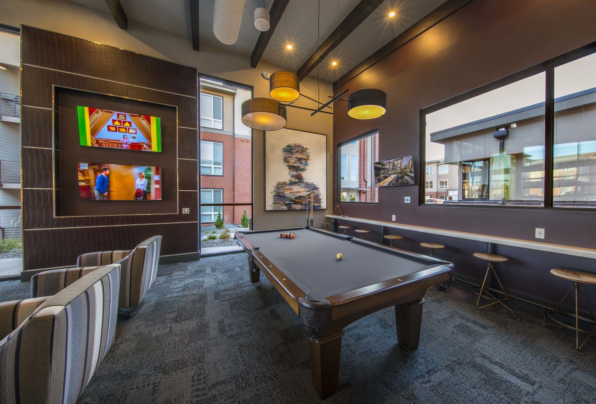 Sync36Apts's tweet photo. Who's got next?
🎱
#GameRoom #Lounge #LoungeLife #LoungeLiving #LoungeItUp #LoungeItOut #LoungeLarge 
https://t.co/IZjl33RTIL https://t.co/vz0W3nrtJ6