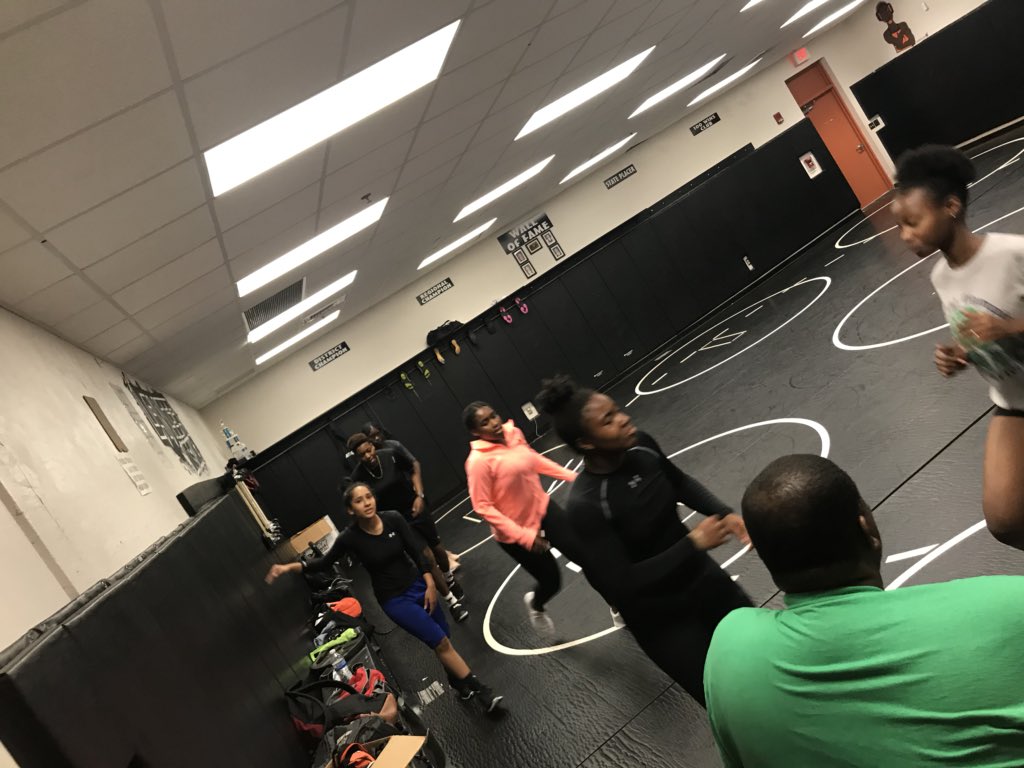 CoachNixonPBC's tweet photo. When your AP, secretaries and Students decide to work out with a few of our players..!!! ππππ #Jenkins #MsAnna #MrsRolonda https://t.co/Q1kPUXXY4P