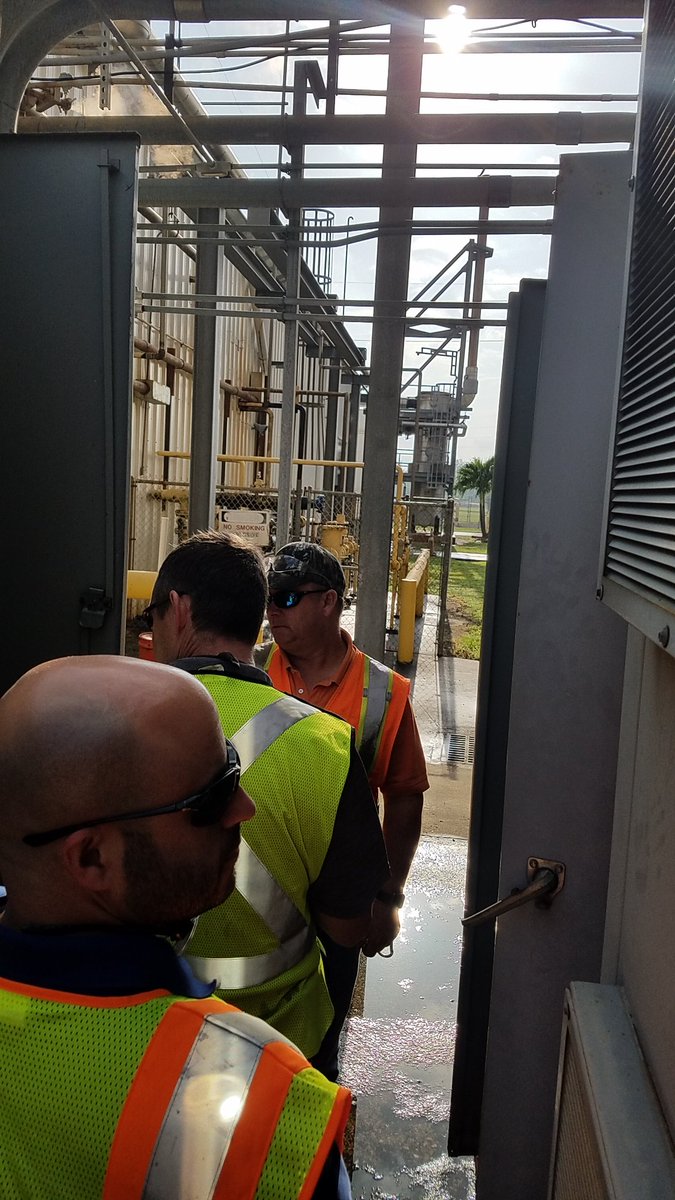 ccsautomations's tweet image. CCS Electrical partnering with SEL - Schweitzer Engineering Laboratories, Inc. to provide consulting services and power distribution solutions for the food and beverage industry. #ccsautomations #ccsdelivers #ccsintegrates
#ccsinnovates