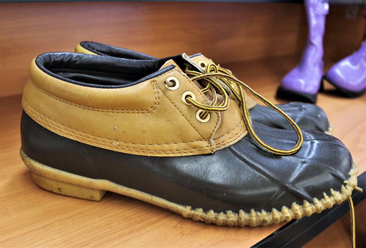 OH_OppShop's tweet photo. Is your shoe obsession breaking your budget? Not anymore! We have all sizes, many colors, and your favorite brand names!

#ShopOppShop #ShoeLover #BerksCounty #CharityShop #Shoes #ReadingPA https://t.co/jlSlPak1KU