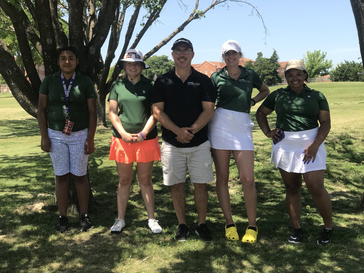 Courtney Hohle tweet media