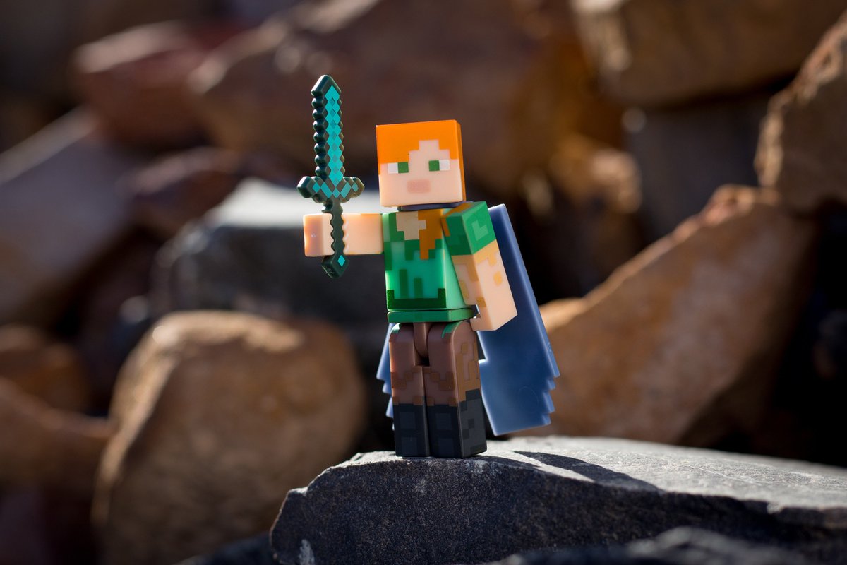 Jazwares's tweet photo. Alex stands tall above the rest in @Minecraft! Get her Alex Elytra Wings Figure Pack from retailers and online today. #minecraft #minecrafttoys #minecraftfigures #minecraftactionfigures #toys #toysforkids #kidstoys #hottoys #funtoys #newtoys #figures #actionfigures #gaming https://t.co/t10xhl7KTT