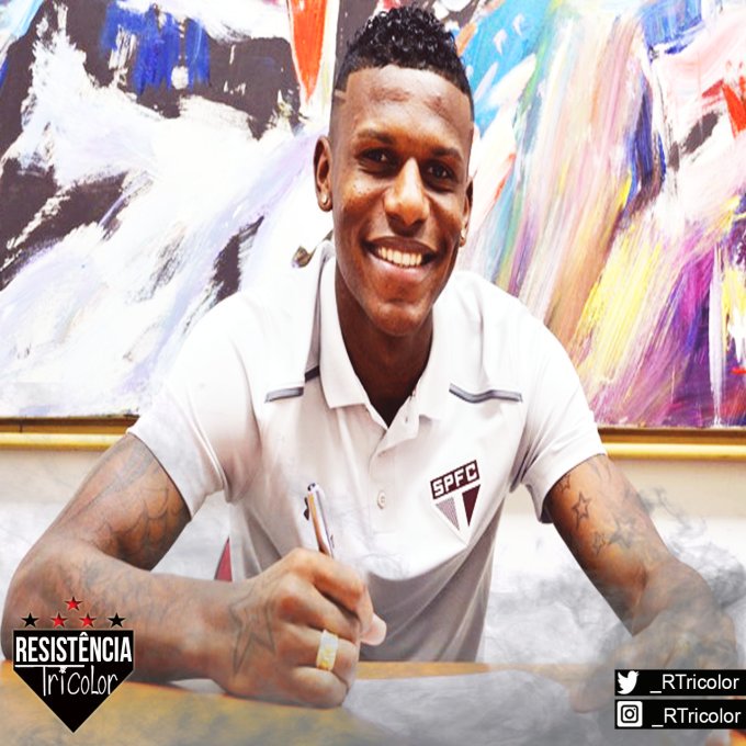 _RTricolor's tweet photo. Arboleda renova até Junho 2022. A renovação do vínculo do jogador faz parte do planejamento do clube de ter uma equipe forte e com um dos pilares do sistema defensivo. 

Arboleda: “Estou muito contente com esta renovação com o SP, principalmente pelo apoio que recebo da torcida" https://t.co/CEhDtF2MY3