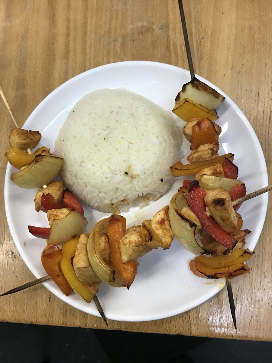 WHSteamtech's tweet image. Year 9 Hospitality and Catering impressing me with their skills again!! Well done!!