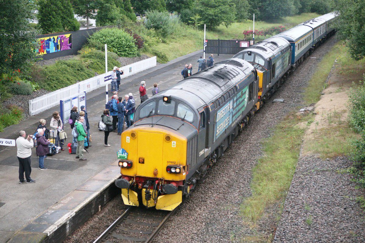 DavdotFo's tweet photo. Our first Saturday "Ghost Train" under the new timetable will be on Sat 26th May but there won't be many getting on it.  We will be on the @retrorailtours tour to Bath/Salisbury.  Sorry Stalybridge , you can't compete ! https://t.co/aR0Un538Mc