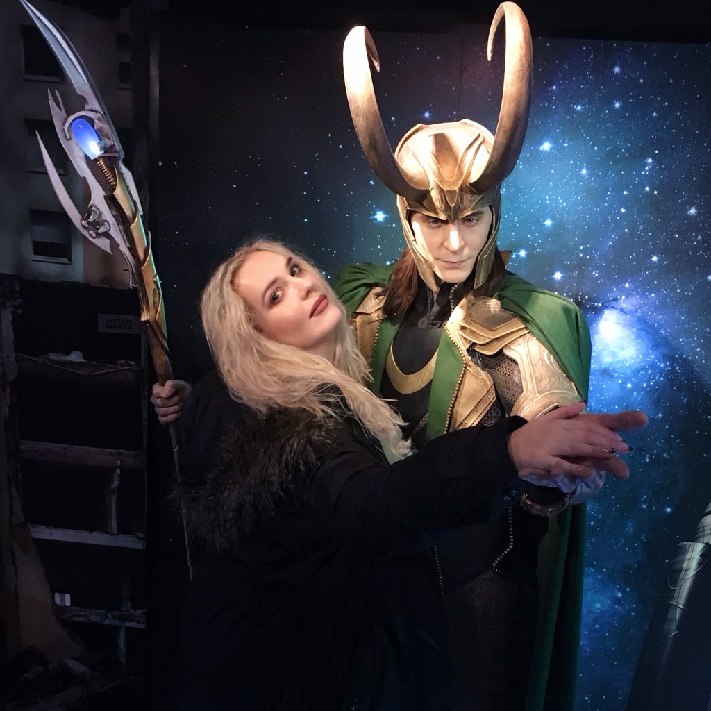 annaturowska's tweet photo. Meanwhile... 😋💚🖤 #Loki #IDoWhatIWant #AvengersInfinityWar #InfinityWarIsComing https://t.co/PYJiGGmSBC