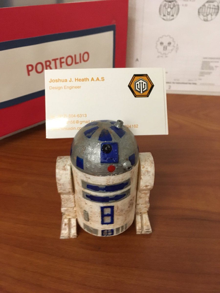 IndyDESN's tweet photo. This #R2D2 was created in @adskFusion360 then printed on a @formlabs #formlabsform2 #3dprinter then painted by one of our #designtechnology students. Well done! @ivytech https://t.co/7f85H4AmfZ