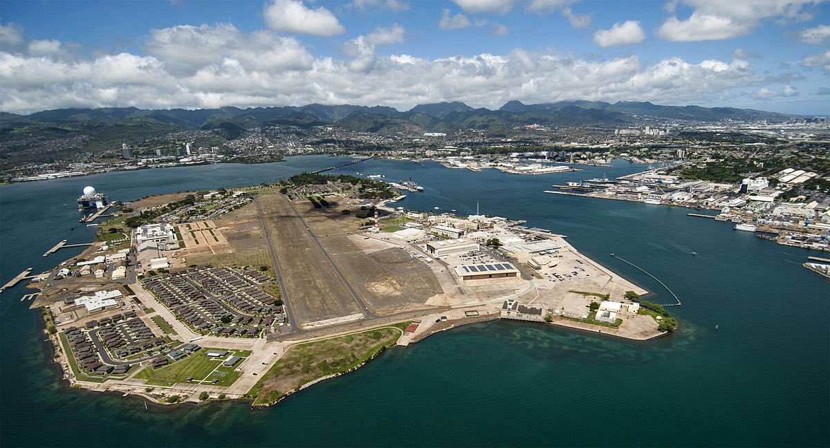 mary_hill10's tweet photo. Aloha friends! Cj and I got our orders and weโre moving to... HAWAII!! I canโt wait to move there with my husband and experience a new city. Island life here we come! #milsolife #usscharlotte https://t.co/5Q6VEMEJrx