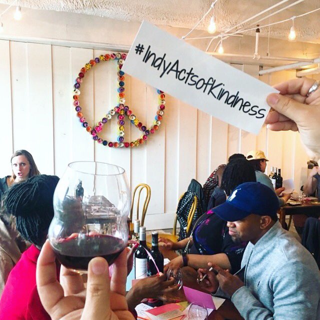 YelpIndy's tweet photo. Our hearts are full! 50 Yelpers came together with @indyactsofkindness tonight to write 100+ notes to strangers in the community (between sips of @peacewaterwinery wine!). Did you know that Peace Water gives back proceeds year-round?! 😍🍷🎉 #YelpHelpsWeek #WineAndKindNight https://t.co/JVrVkbm3b2