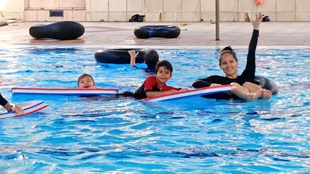 Reception_TTS's tweet image. An extra fun swimming session for our last session today! Well done Leopards! @TanglinTrust #swim #funtimes #internationallearning