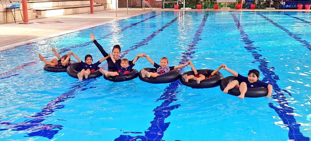 Reception_TTS's tweet image. An extra fun swimming session for our last session today! Well done Leopards! @TanglinTrust #swim #funtimes #internationallearning