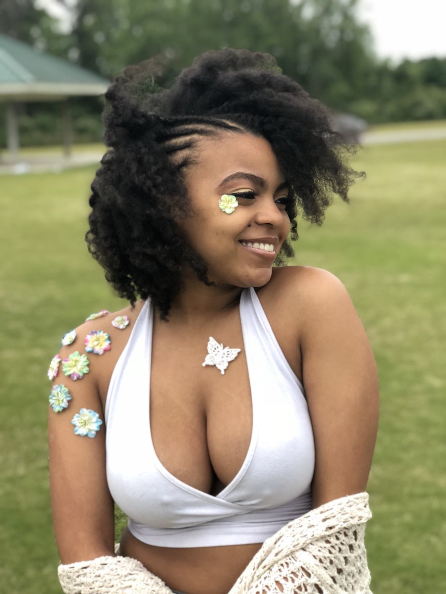 enhancer_'s tweet image. 🌺