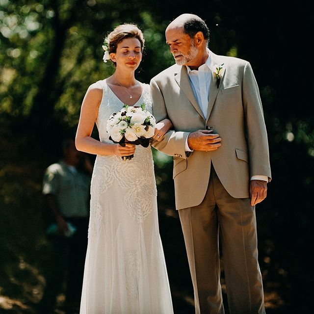 jjmoorephoto's tweet photo. Dad calming the nerves...
.
.
.
#fatherdaughter #californiaweddingphotographer #socalweddings #socalengagement #losangeleswedding #losangelesengagement #lawedding #laengagements #destinationcalifornia
#elopementcollective #lovellope #littlethingstheory #lookslikefilm #huffp… https://t.co/x0epH7JYvd