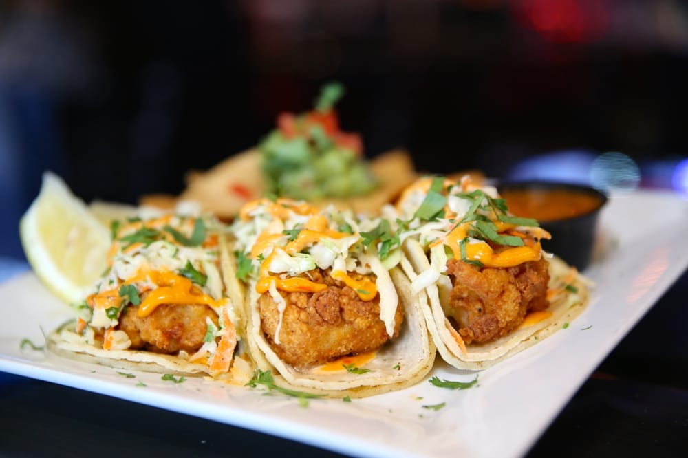 Taco Tuesday!
Come on down to #28westbar 
Happy Hours from 5-8 pm 
From Salsa moves to Guacamole dips, we have something for everyone!
.
.
.
#Instagood #forkyeah #barfood #yelp #yelpla #yelpalhambra #foodilysm #meatlover #tacotuesday🌮 #tacotuesday #tacos #tacosalad