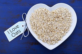 YourEdgeNC's tweet image. Are you trying to boost your iron? Do you have minimal time in the morning to prepare breakfast? Are you vegetarian or vegan? Then Overnight Iron Oats are your solution!” buff.ly/2HfBdm7 #weloveoats #recipes #breakfastsolutions #findyouredge