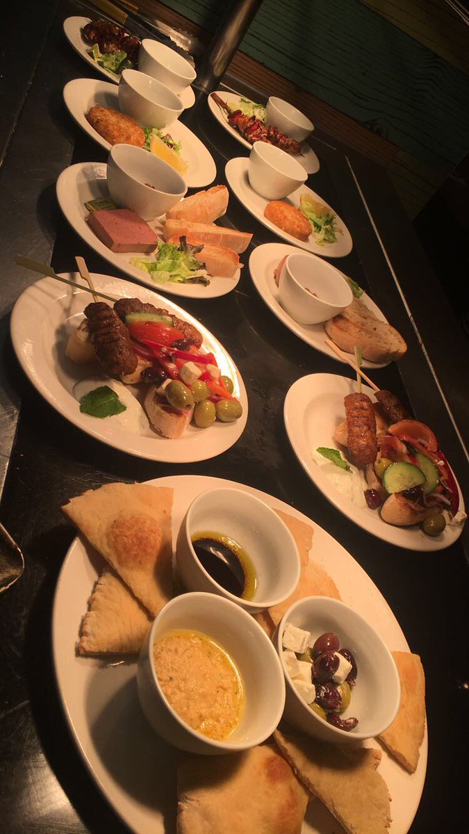 TracieHayward's tweet photo. Excited to be launching our new #Springthyme menu!! Great evening tasting declious food with team! #happytuesday #nibbleandsip ๐ฝ๐ @benjamin_86809 @Valerie_PI3R @SDEBDD https://t.co/YlWmVu120l
