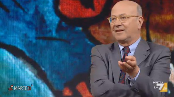 diMartedi's tweet photo. #Rizzo su #banche: "Su Monte dei Paschi c'è stato un vero e proprio suicidio della politica, si è capito lì che il nostro sistema non può funzionare" #dimartedì https://t.co/dJjN5Z9CLD