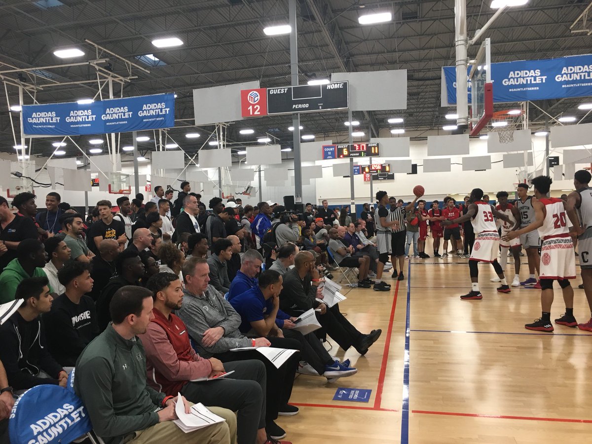 PeeqData's tweet photo. Fun weekend of basketball at Adidas Gauntlet in Irvine! PEEQ was there to capture some great plays in a packed house! https://t.co/Bq4PJv3RKH