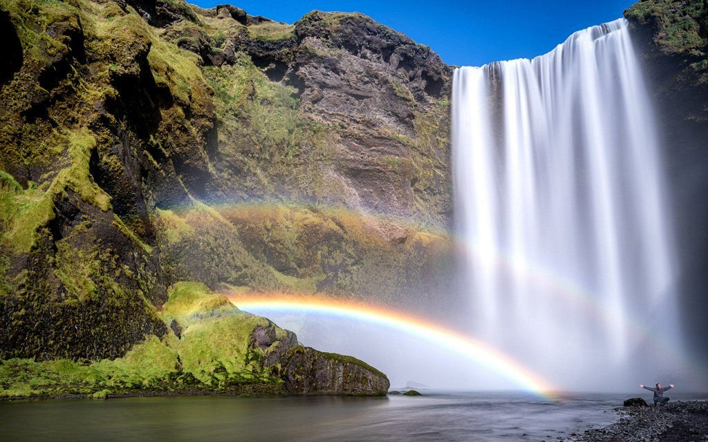 TravelLeisure's tweet photo. Dream job alert: @WOW_Air will pay you to live in Iceland and travel the world this summer https://t.co/8y1wyV6yXk https://t.co/tBSeWutumg