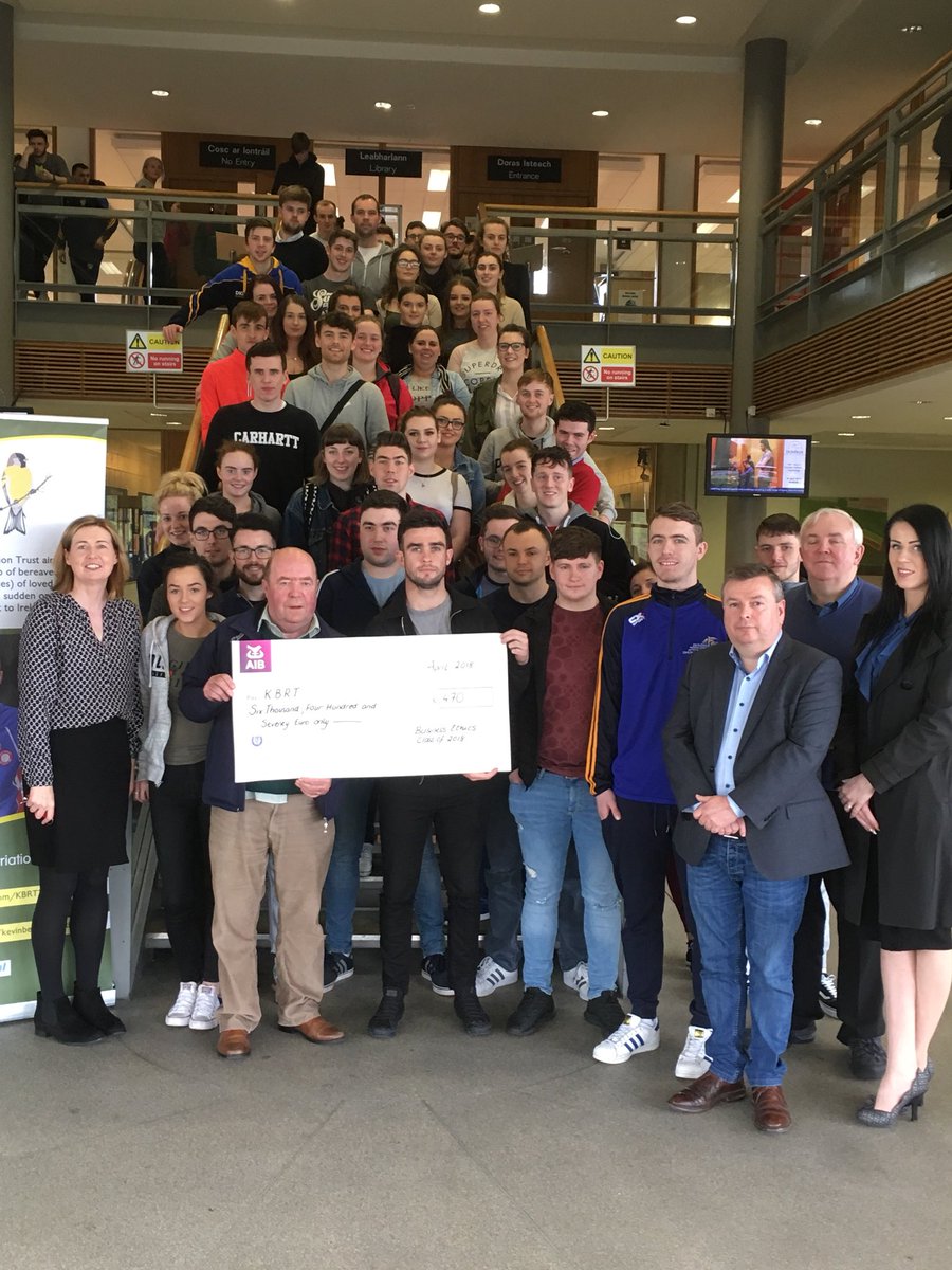 Dkitmasters's tweet photo. Thank you to Colin Bell of the KBRT for coming along today to accept a donation from the Business Ethics class of 2018 https://t.co/scr0g4oqeg