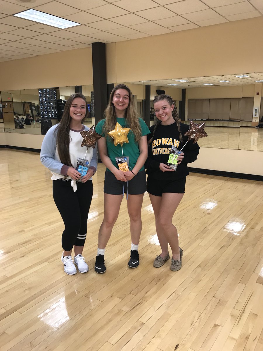 Congratulations to our 2018-2019 captains!! President: Sarah Unger Vice President: Adrianna Parisano Treasurer: Tori Scull. The team is in great hands for next year! Best of luck ladies! 💛🎉