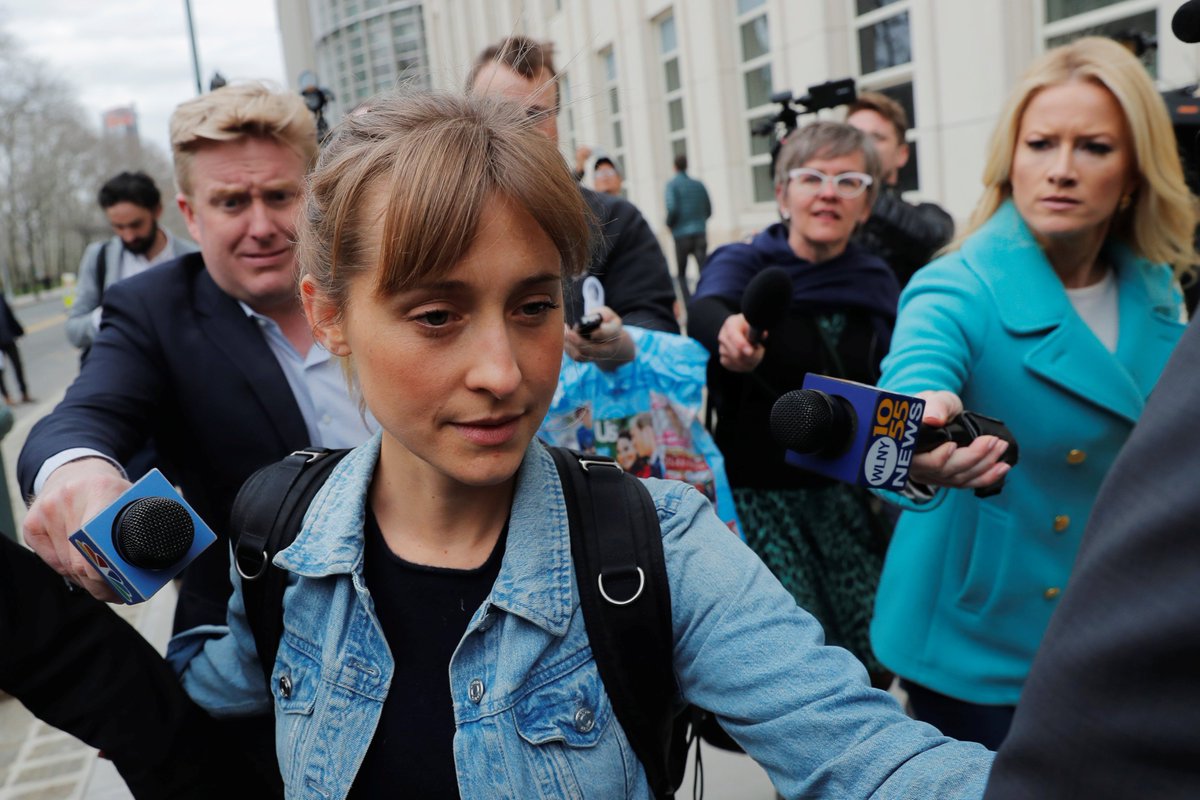 Aj On Twitter Ex Smallville Actress Allison Mack Was Released From Jail On A 5 Million Bail