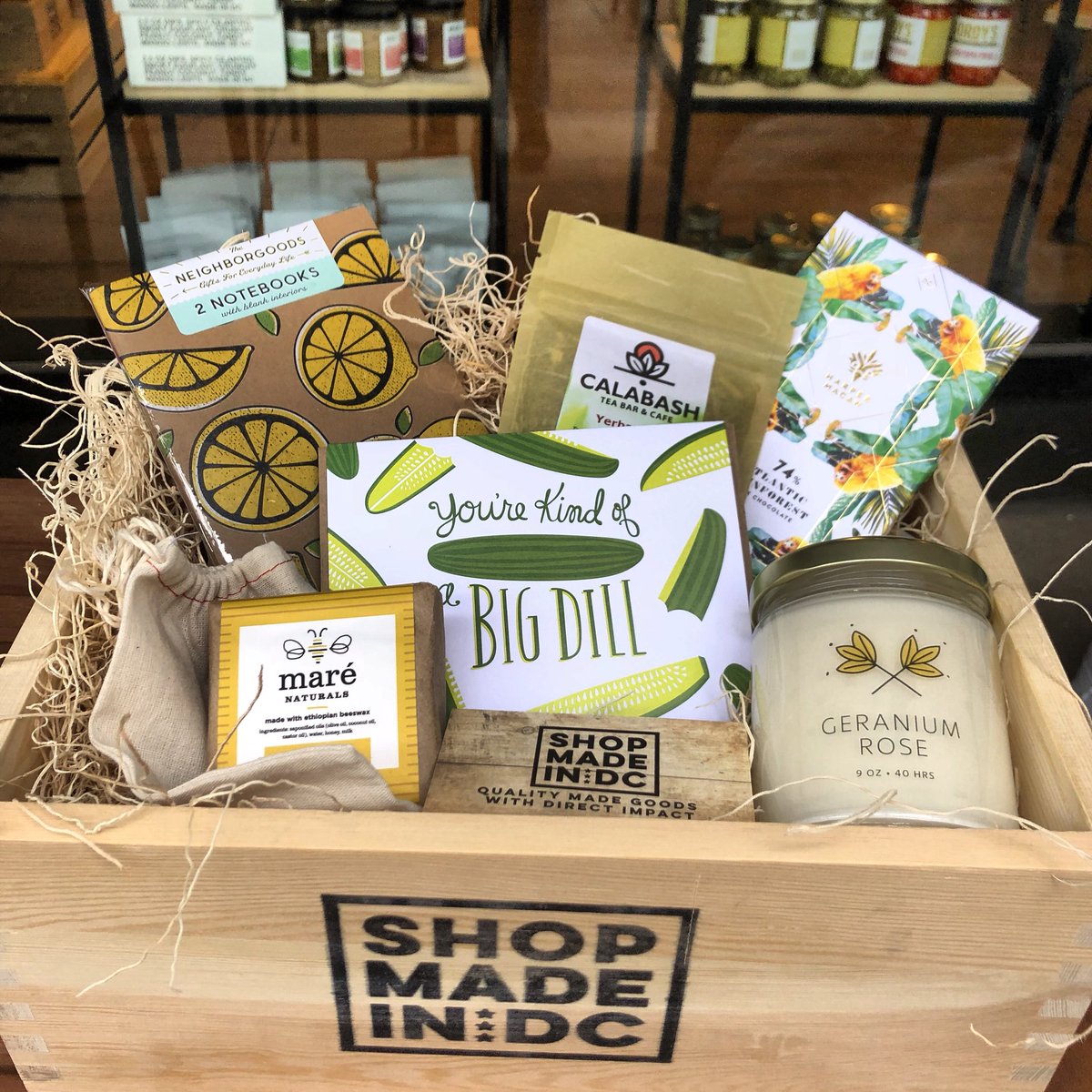 ShopMadeInDC's tweet photo. Tomorrow is #adminstrativeassistantday! BIG DILL gift box= $65 + local delivery fee/ order by email ➡️ giftboxprogram@shopmadeindc.com https://t.co/5Fspum7oP8