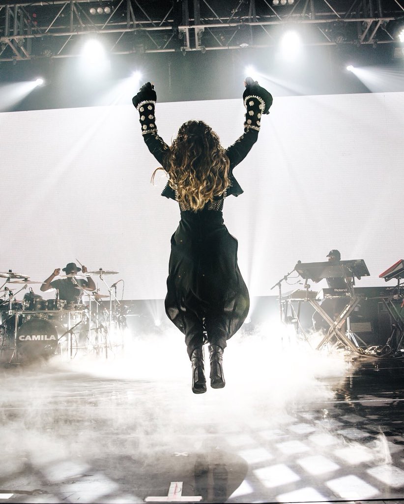 Camila_Cabello's tweet photo. we’re in a hot sweaty theatre but it feels like we’re in outer space !!!!!! #NeverBeTheSameTour see you tonight 💜 https://t.co/NprFqJUec9