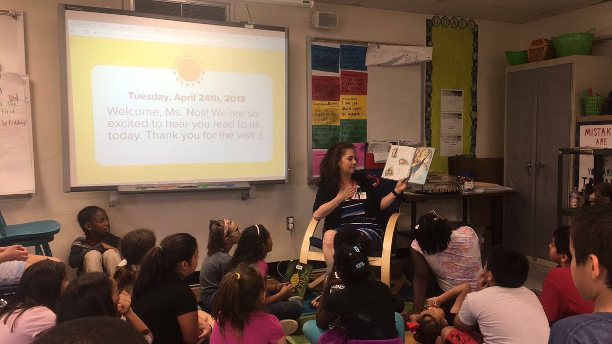 This photo captures our lovely AP @LisaLisaNoll reading #TheSnatchabook from the heart ❤️ Thanks for stopping by! It was a nice treat 😊