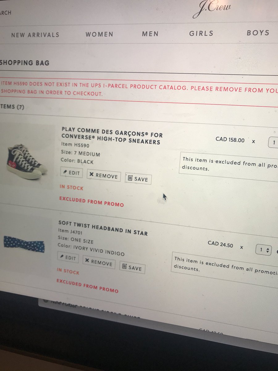 withmelwagner's tweet photo. Hey there! @jcrew_help can anyone help troubleshoot this problem for my Canadian order?? https://t.co/bMRn89PBsk