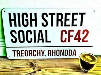 PromoteComedy's tweet photo. Comedy &amp; Curry at High Street Social @HighStSoc Enjoy your choice of three delicious home cooked curries accompanied by three hilarious comedians in the Rhonddas cosiest little venue. Hosted by local comedian, our fav Drew Taylor @Death_Hilarious @DrewTaylorLite @mathewheard81 RT https://t.co/pf6dBxBVvq