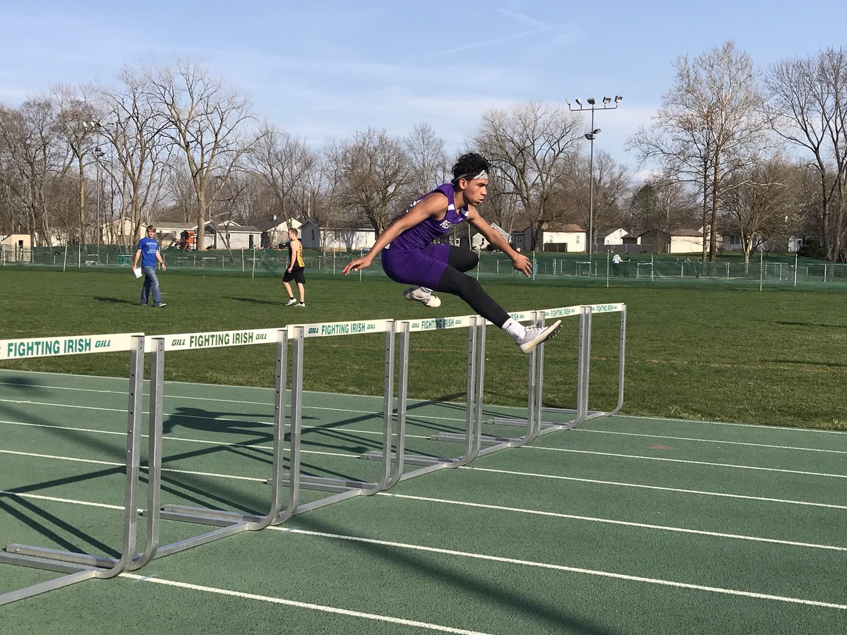 Nook_Bloodline's tweet photo. #TwitterlessAngel wins the hurdles decisively! https://t.co/KBUaM4sG5U