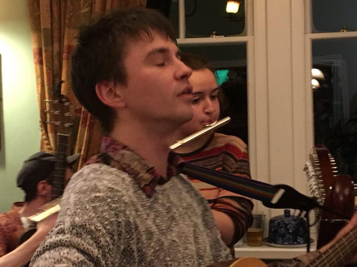 TUOSFolk's tweet photo. A few photos from this evenings’ #FolkTrain gig ... played to a packed audience on both train & in the pub in #Edale ... thanks to all who came to see us #TUOSFolk 🎶 https://t.co/l50ZBbAskE