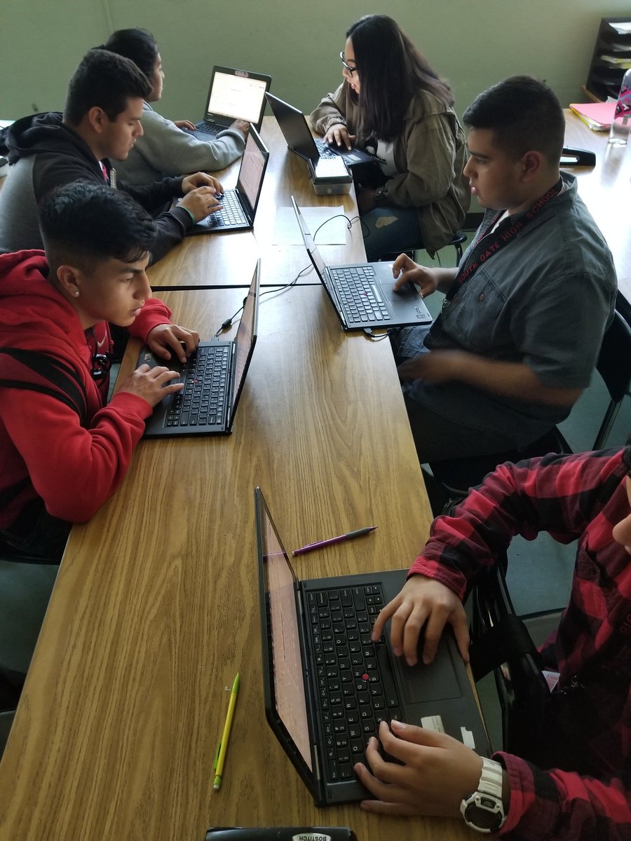 mtouceda's tweet photo. Today's #IronChef activity with my #APKids went so much better than the first one! Groups of 3, 10 minutes to create, 90 seconds to present, immediate grading, LOVE IT! #eduprotocols #Itsaprocess #sonnets #TeacherLife #TechieTuesday @jcorippo @mhebern https://t.co/0FrEtR3mur