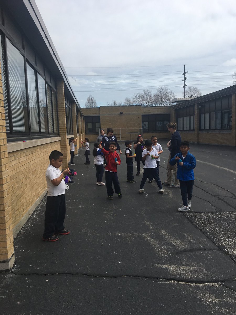 stepholson44's tweet photo. B for Bubbles! #D83spartans https://t.co/CdL0vnhEs2