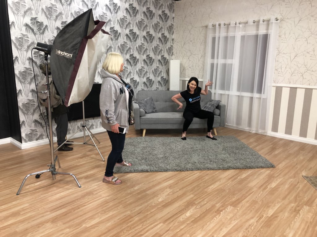 leah_cb's tweet photo. Posing on the @paulraymondmag #porn set was super fun and @LaceyStarrxxx is the greatest teacher, but... I think I should probably leave it to the professionals...?! Not sure I am a βnaturalβ to this... Being #sexy is HARD WORK #getintimate @intimatetoken #workthoseangles https://t.co/lUK06KlGzP