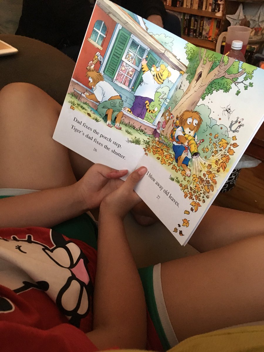 chispalareina's tweet photo. Being read to by my child is one of the best feelings in the world #futurebookworm #futurebooklover #proudmommy https://t.co/ZGe21uOdYp