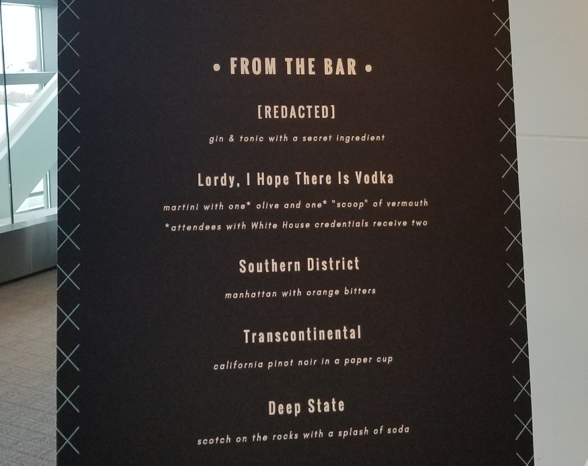 DblTZS1UwAA9W0T?format=jpg&name=large