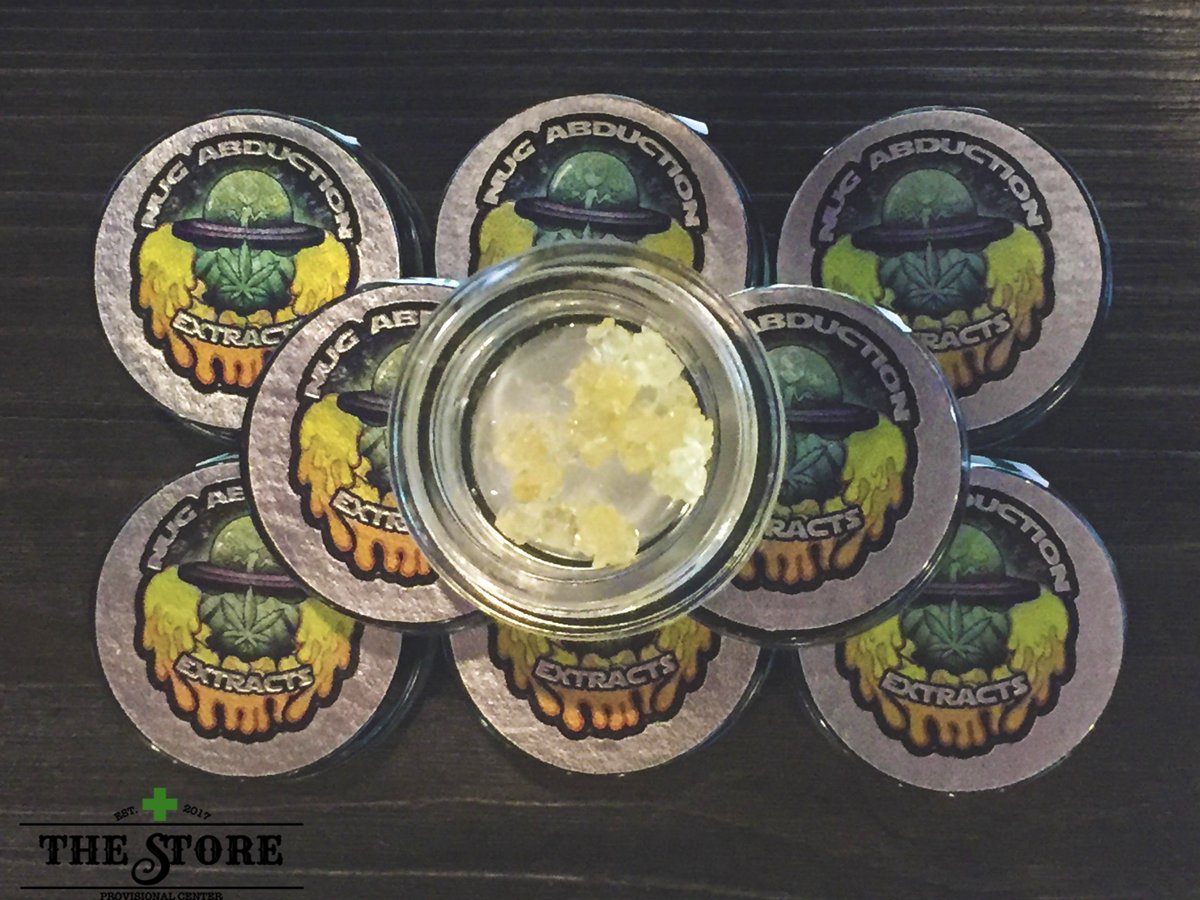 Dabbing THCa Crystals by Nug Abduction Extracts can take your high to the next level 🍯⬆️👽🛸 #HeadToTheStore #TheStore #Dabs #AuGres #MMMP #THCa #PureTHC #HighLife #NugAbductionExtracts #THCaCrystals #Terps #THCCrystals #DabLife #DabbersDaily