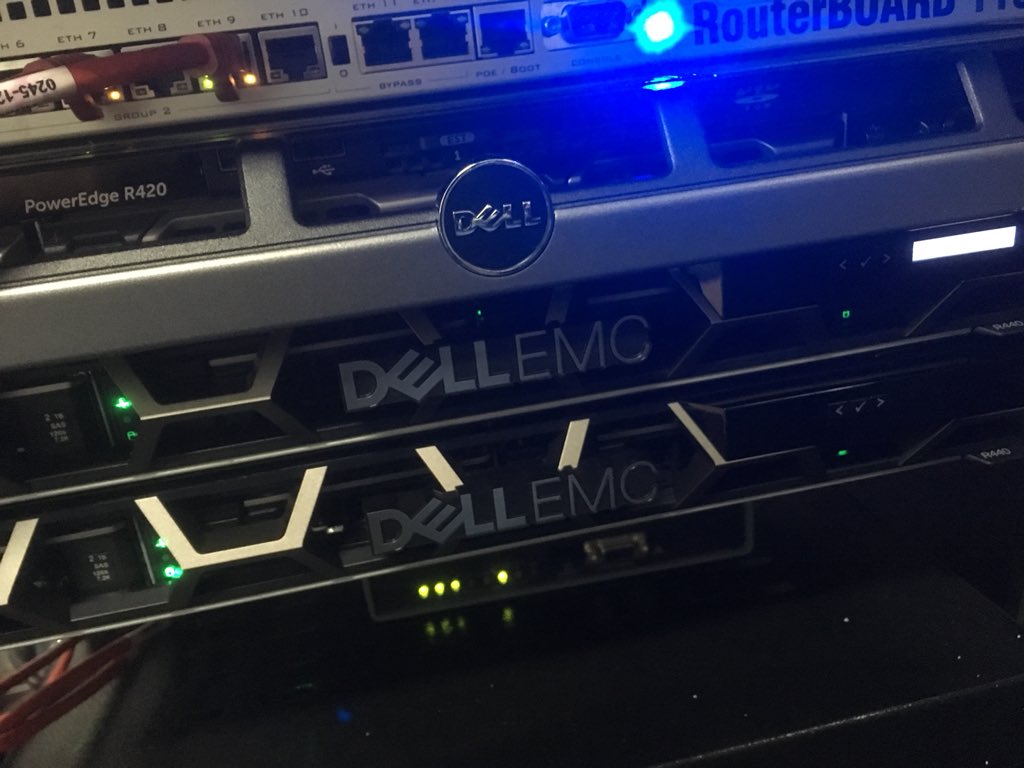 eurodrigolira's tweet image. Mais um ambiente com Oracle VM Server!!! @oracledobrasil @OracleLinux @ORCL_Virtualize #oraclevm #oracle #DellEMC