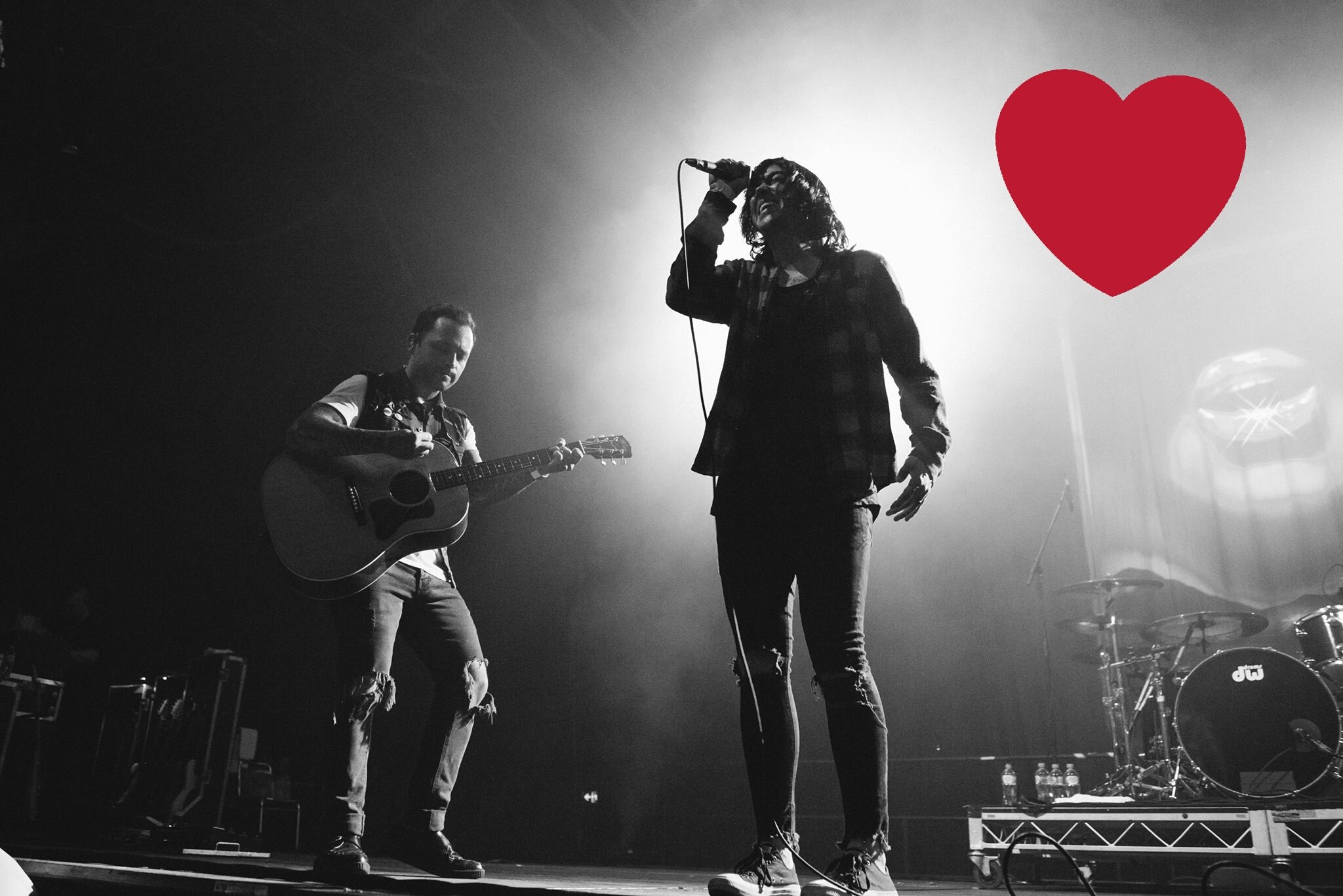 \"I\ll be the new king, I will be your everything~\" 
Happy birthday kellin quinn   
