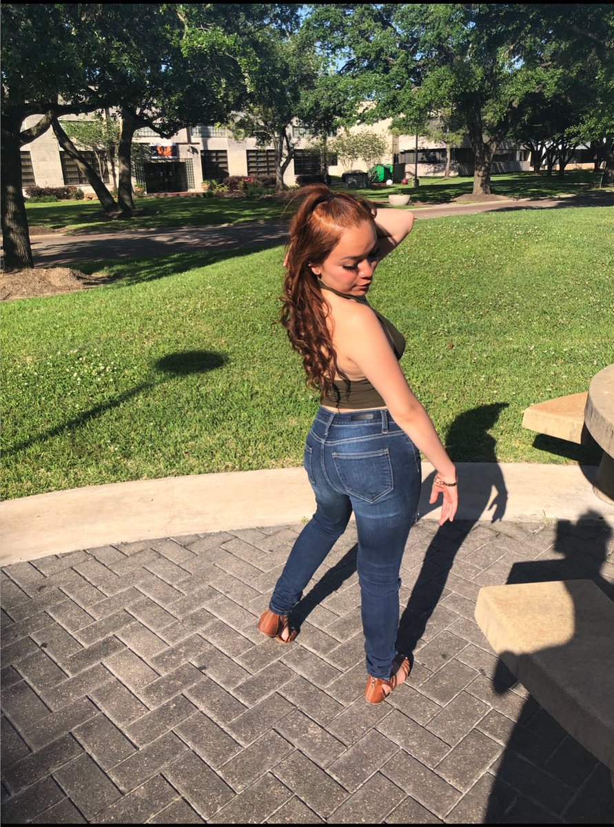 ItsJeanetttte's tweet photo. Late post #TxsuSpringFest2K18 🙈❤️ #TXSU #TXSU21 https://t.co/4yqlLAR6ND