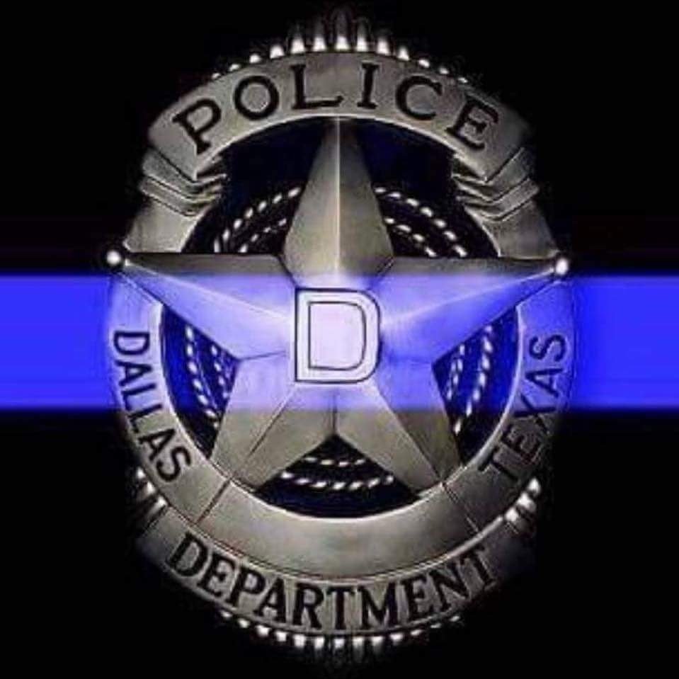 dawnwilcox's tweet photo. Pray #DallasPD #dallasstrong https://t.co/fL1dgRwQLl